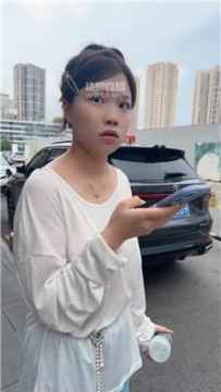 【调教视频】【素人挖掘机】学生妹脏鞋白袜踩 JS250908-49