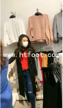 TL13324 歌迪丝 逛街随调母狗 践踏自尊耳光【43分钟】