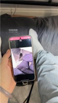 【调教视频】【琼菲】强制闻鞋-白袜脚踩 JS250610-4
