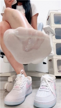 【第一视角】【妮蔻】闷一天的棉袜裸足炸    250621-14