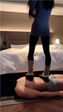 【调教视频】【简梨】全体重踩踏-啃吃脚丫 JS251227-33