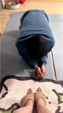 【调教视频】【百柔】保鲜膜捆绑窒息-玉足插嘴 JS251126-22