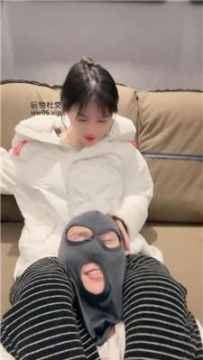 【调教视频】【猴歌】腿绞-黑棉袜捂脸窒息 bf50495