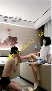 TL21611 维妮】极品屌丝对黄金的渴望36分钟