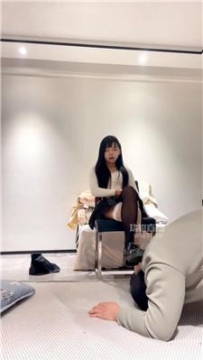 【调教视频】【土匪】皮鞋黑丝可爱小主玩 bf60869