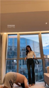 【调教视频】【阿芙乐尔】素人秘书做S重度虐客户 bf54650