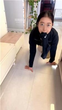 【调教视频】【极品道人】原味袜全红花母狗 JS251213-4