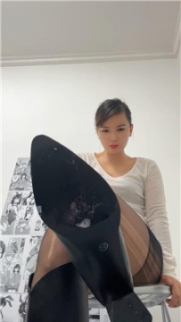 【第一视角】【蛮蛮呀】在妈妈臀下释放还是流J    251109-25