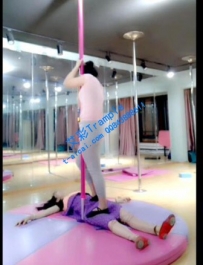 17735 现实中踩踏-你见过吗?女教师踩肚子减肥9