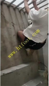 NNTL34386 全国最贱】两个雪生跟我35分钟