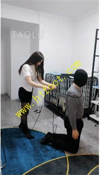 TL27172 冬莲】耳光踩踏做脸打脚板心97分钟