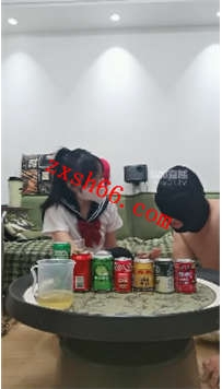 TLZB25977暴力柚子-趣味调教圣水兑饮料蒙眼猜52分