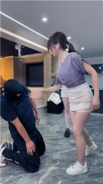 【调教视频】【麋鹿银儿】真实翻车-拍摄中暴怒/全场乱打 bf54103