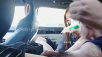 姐姐车里肉丝足交吐奶