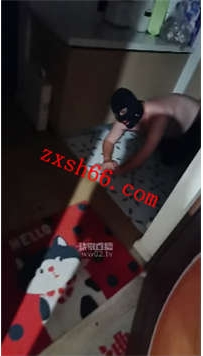 TLZB26164暴力柚子-下班回家家奴玉足清理圣水喂食51分