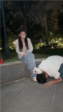 【调教视频】【晴川】深夜户外遛狗犬化场【双视角版】 bf58591