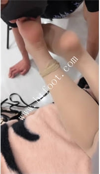 TL47224 兔兔酱Sama】凳子底下的洗脚器（肉斯42分钟