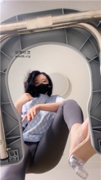 【第一视角】【小妮】瑜伽裤马桶视角羞辱    250222-18