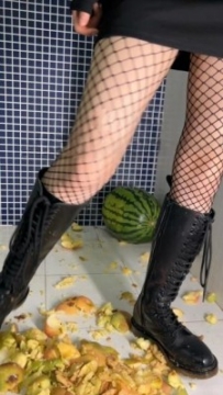 萌棠 网袜马丁靴水果大餐    ACYC-2321