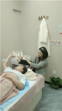 【调教视频】【夸梨】突然说想做技师的脚下奴【双视角版】 JS250411-20