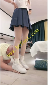 TL39945 小樱】全体重踩踏踹爆43分钟