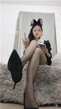 【第一视角】【婉婉】爬进来被主人口水虐    250616-13