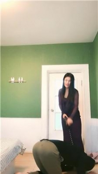 【调教视频】【闹闹】双S-转胯狗爬-鞭打【双视角版】 JS250530-13