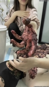 【绝美雪凤女神】9月最新暴虐情侣狗狂吐全程语言23分