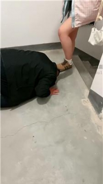 【调教视频】【西北傻子】高中生脏鞋白袜玩老师狗 JS251224-52