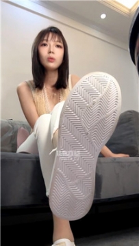 【第一视角】【酒鸽】流J教学裤里丝短袜小白鞋    251224-12