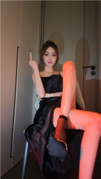 【第一视角】【凉子】带着你骚老婆当厕所    251111-10