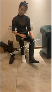 TL49411 刘二狗】知名女王爱丽丝42分钟