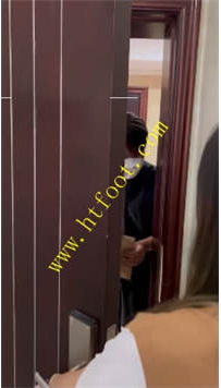 TL32633 异趣视频社交】素人初试意外流出资源第二期-经理上门道歉惨遭千金大小姐的羞辱《通往娇贵女S的经历》17分钟