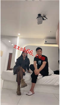 TLZB26290可心-情侣主调绿帽狗除臭舔脚圣水服侍33分