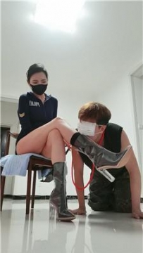 【调教视频】【皮皮】长靴捂了一天的黑棉袜虐男友 bf49609