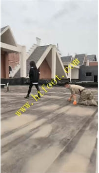 TL40226 辣姐】策马奔驰87分钟