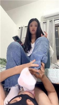 【调教视频】【鹿允儿】牛仔裤白袜深喉专场 JS251202-15