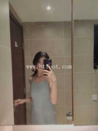 【艾彩原创】微甜小姐姐肉丝舞动踩踏