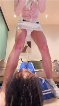 【调教视频】【佳佳】学姐玩虐抖M弟弟 bf58083