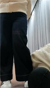 【调教视频】【拽拽】脏运动鞋白袜蹂躏踩 JS250204-10
