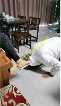 TL40183 大美暗黑萝莉祖宗】成进士调教42分钟