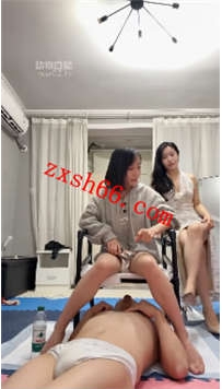 TLZB26361琴月-带青涩素人双主黄金圣水喂食抽打小骚35分