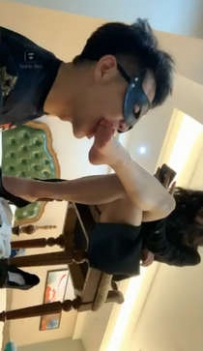 TL10677 歌迪丝 肉丝操吐到虚脱 胃液保养玉足