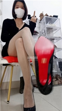【第一视角】【芊兮】高跟裸足口水    251209-20