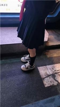 【调教视频】【素人饮水机】开发陪酒小妹做S JS251013-44