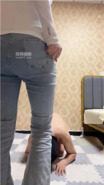 【调教视频】【林清雅】物化人体烟灰缸-小白鞋踩踏 bf53849