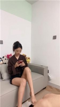 【调教视频】【冰语】踩踏抽耳光强迫舔jio bf57963