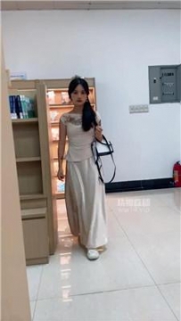 【调教视频】【香芋朱朱】在大学图书馆开发学生S bf57274