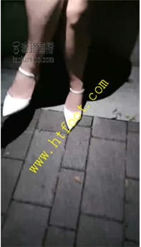 TL22963 滔滔】户外素人美女第一次调教23分钟