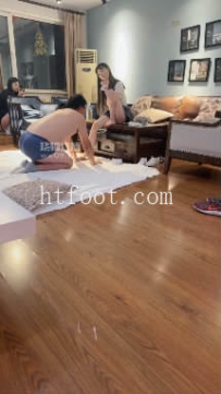 ZB9144 温槿】玉足深喉-闻舔脏鞋白袜35分钟